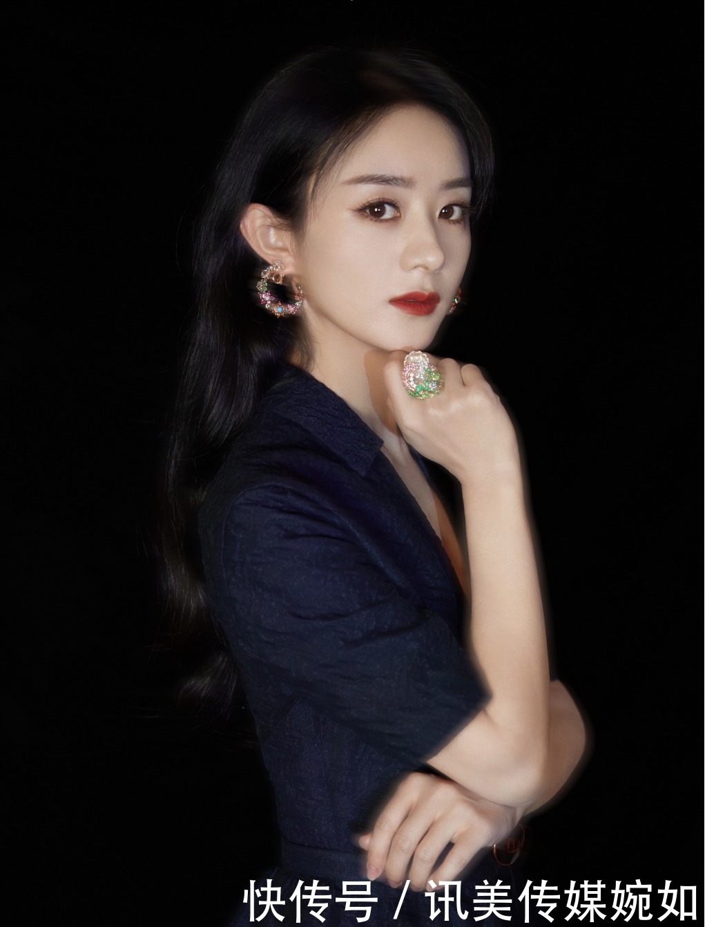 赵丽颖真是可甜可攻,穿粉色礼服温柔,穿