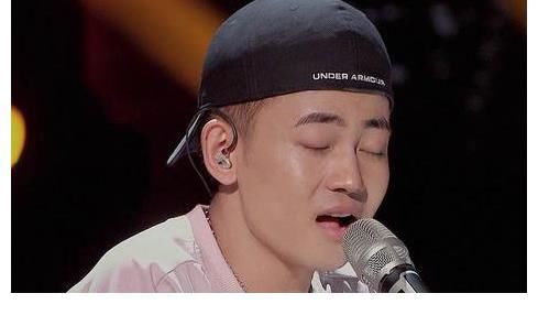 董书|《好声音10》关键时刻，才旺罗布打出关键一拳，疑似报复的一拳