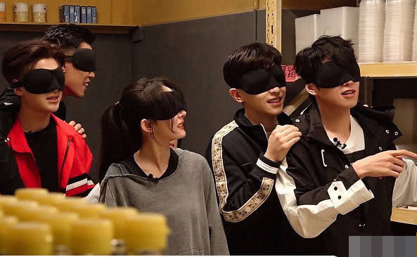 密室逃脱|杨幂“携手”邓伦同登热搜，了解原因后，网友笑翻在屏幕前