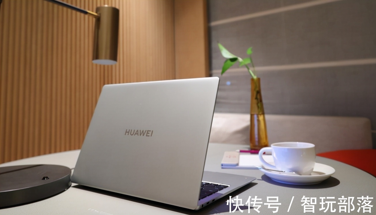 book|华为MateBook X Pro 2022发布：超级智慧、超级交互、超级设计