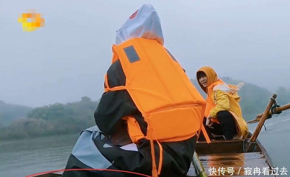 镜头|张艺兴镜头前叫“杨紫女士”,镜头后叫“紫姐”,这两人有点好磕