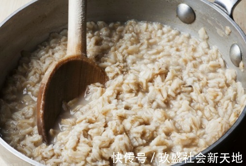 血脂升高|吃一次等于5斤猪油,26岁女子脑梗离世!医生:1种粗粮不能当饭吃