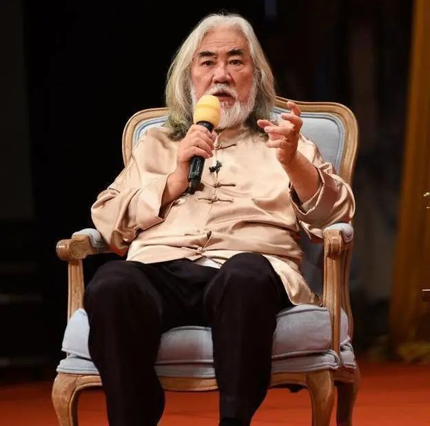 老张$著名导演张纪中字如其人,书功厉害,专家:拿回家自己欣赏