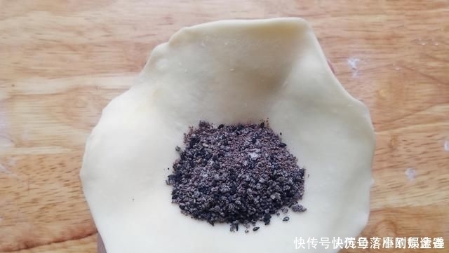 老公做了早餐鸡蛋饼,这么美味的小饼,天天都吃不腻