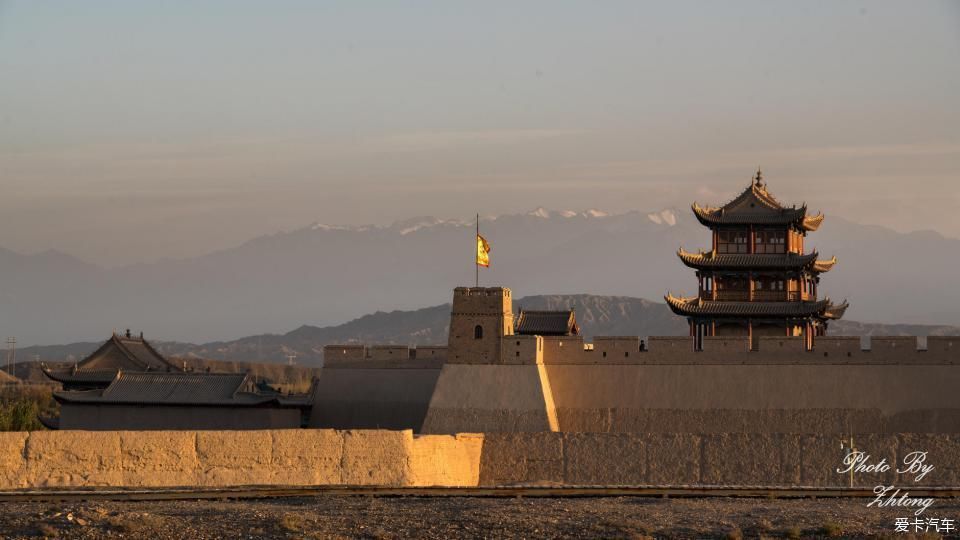 电影|电影《英雄》取景地--内蒙额济纳，记录炫丽迷人的七彩丹霞地貌