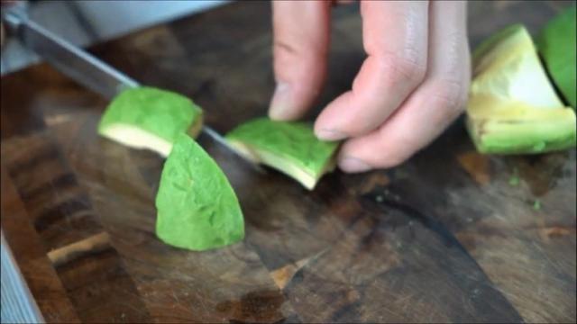 这道晚餐,减肥的女人能敞开吃,零负担不长胖,5分钟搞定,省时