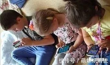 电子产品|手机对于孩子的危害不亚于“黄、赌、毒”,家长须高度重视