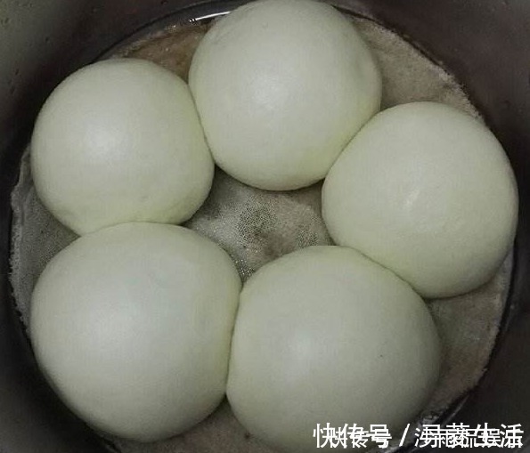 面粉|发面时,不要只懂放酵母,多加一料,20分钟轻松发到两倍大