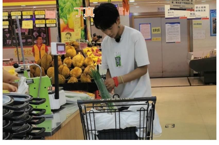 黄晓明|《中餐厅5》要火，常驻阵容空前豪华，赵丽颖的加盟让人坐不住