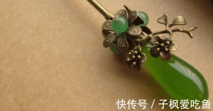 保养#泡水对翡翠的重要性有多大?怎样正确保养水头?进来看就知道!