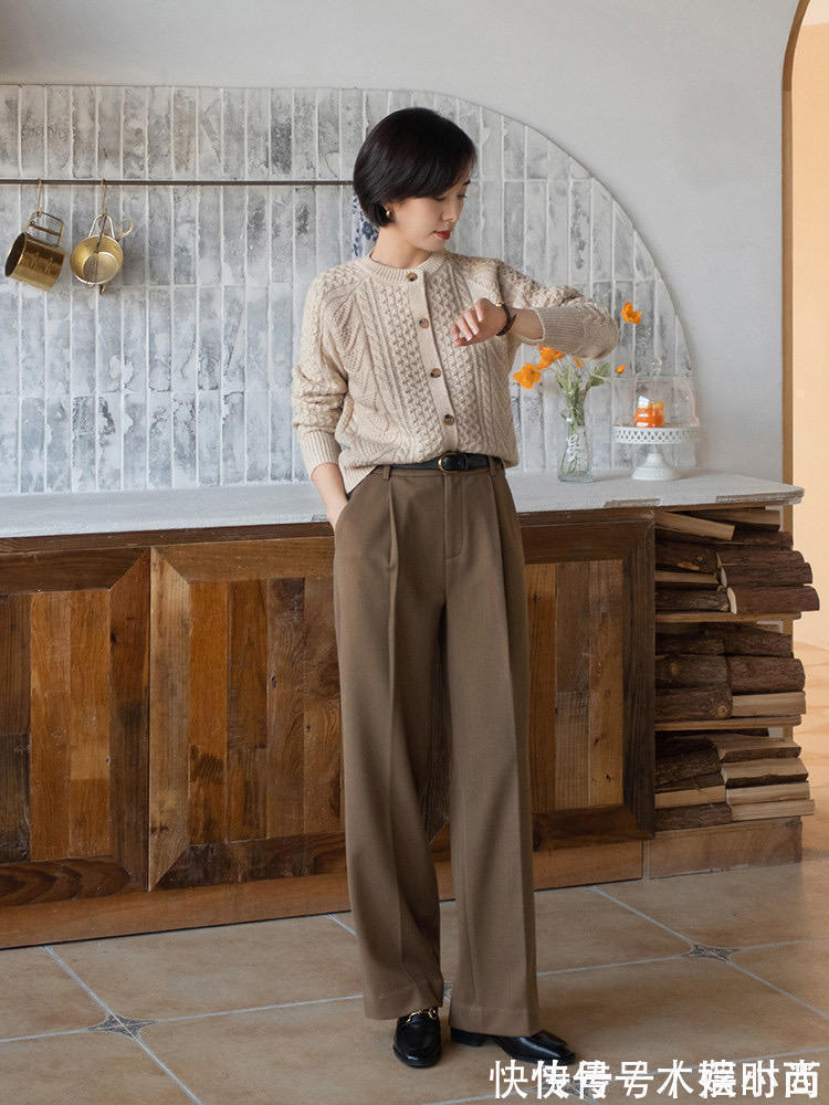 高领 冬天还是穿“毛衣”最百搭,选这4款搭配阔腿裤、半身裙,真高级