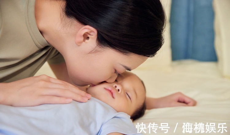 睡眠时间|宝宝有12个“磨人”的特征,说明智商更高!妈妈别怕累反应高兴