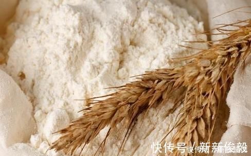 储存|夏天面粉容易坏，教你3个储存方法，简单实用，面粉不生虫不结块