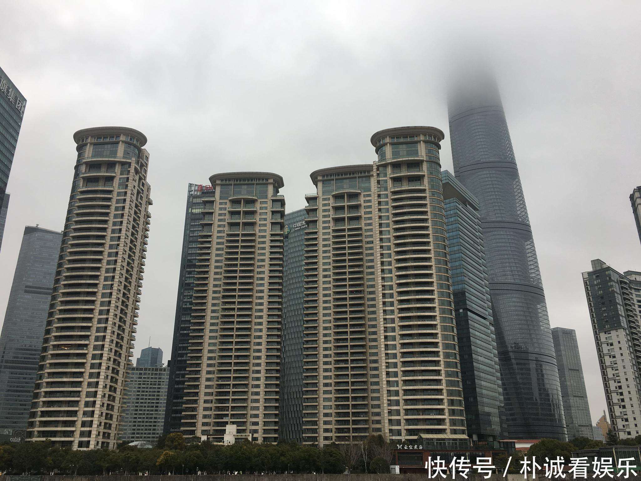 侨鑫汇悦台|父亲去世前为他留下5幢楼,如今一套房值1.6亿,一共有1千多套房