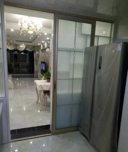 背景墙|新房正在通风中,全屋漂亮极了,儿子天天吵着搬新家,忍不住晒