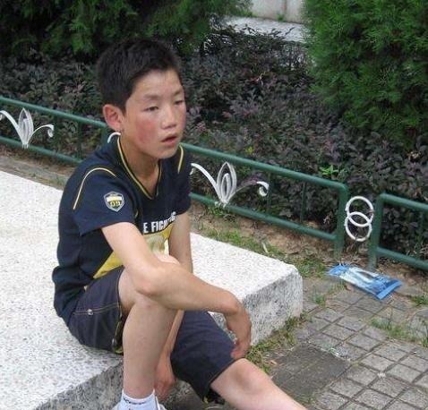 他因富人游戏,从《变形计》的农村娃脱胎换骨逆袭,今成国家栋梁