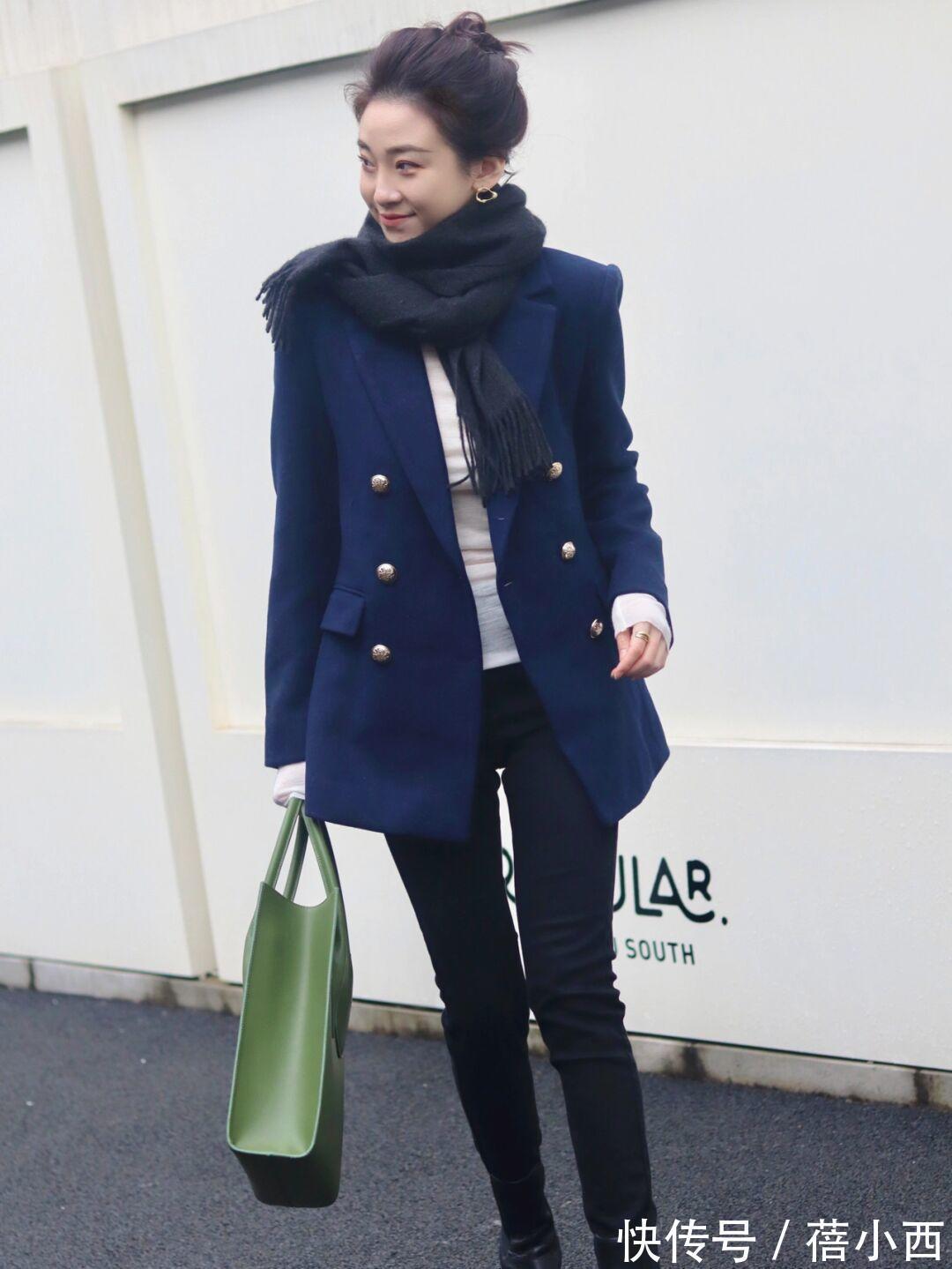 围巾 职场女性还是穿“西装”最高级,搭配裤子、半身裙,优雅又有范儿