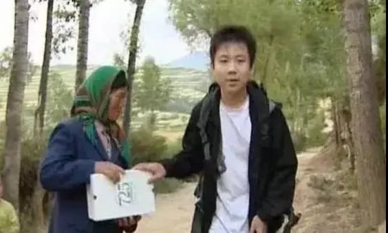 《变形计》15年后,那些“交换人生”孩子,他们如今怎样了