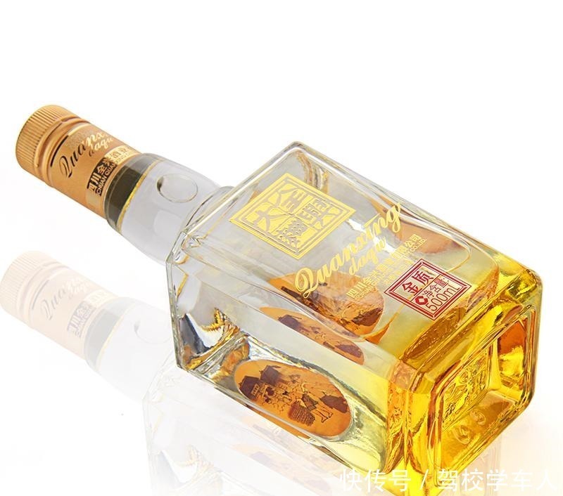 发现4种“尴尬白酒”,酒厂堆成山,廉价无人问,却是良心好酒