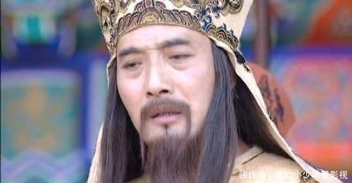 放出|太平军被困在山顶上，清军放出饿狗试探，将军：将狗喂饱就能活命