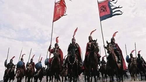 古代|古代军队行军打仗扛着五颜六色旗帜不累吗？有什么作用