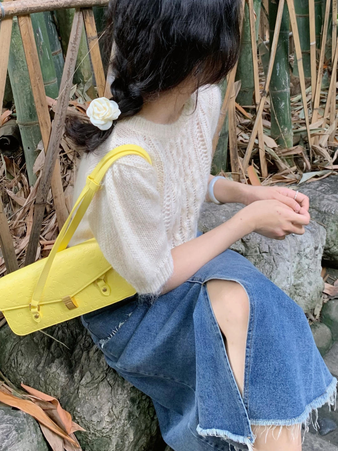 搭配 脱下外套,你的冬日造型如何保持精致?这四件毛衣就是理想答案