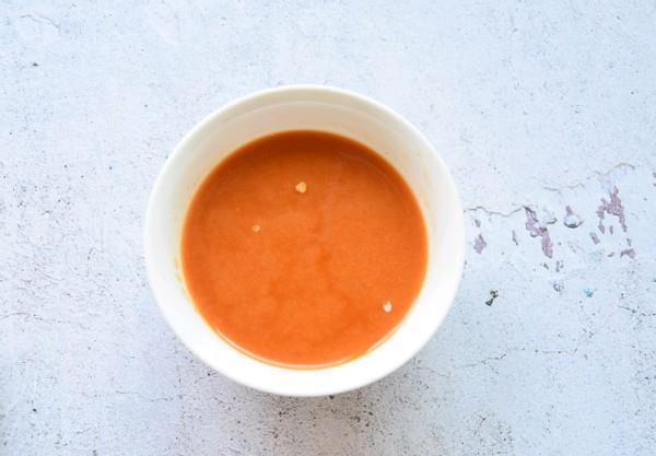 肉也贵,青菜也贵,还是在家吃豆腐吧,2块钱做一盘,真是实惠