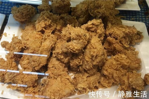 雌激素|女性过了45岁，雌激素水平降低，提醒：4种食物不适合多吃了