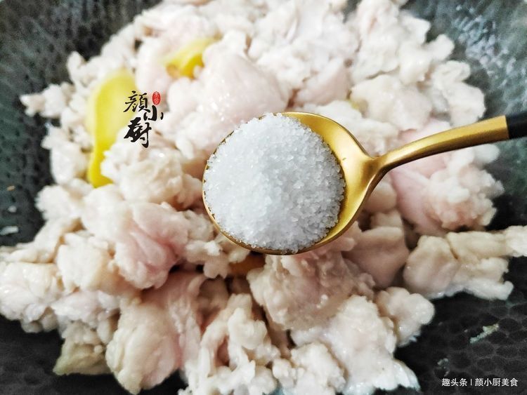 猪油|熬猪油时，只加水是错的，多加这2样，猪油又香又白，放1年不坏