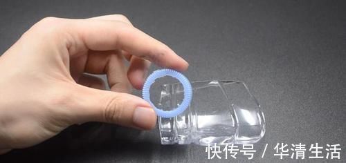 家家户户|你家有废旧的塑料瓶吗?这个用途太棒了,花钱都买不到,涨知识了