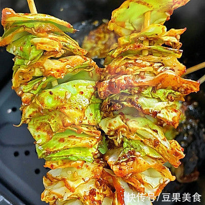 家常菜这么多，低卡包菜串串一定不可错过
