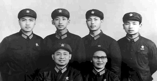 点将|伟人点将，偏让一对冤家虎将合唱一台戏，“谁说一山不容二虎！”