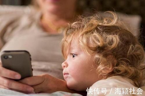 快递|妈妈将手机给孩子玩,时隔几天收到一车快递,儿子的回答让人心痛