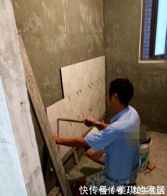 墙砖|贴瓷砖用纯水泥还是加沙子误听了邻居的话,差点毁了整个房子