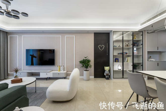 透明柜|123㎡入户透明柜面+亲子墙,超温馨!