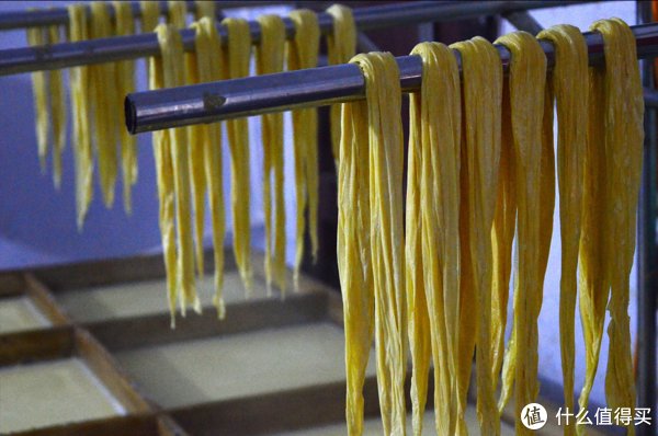 豆香味儿|买腐竹，颜色越深品质越好？牢记这3个技巧，辨别腐竹好坏并不难