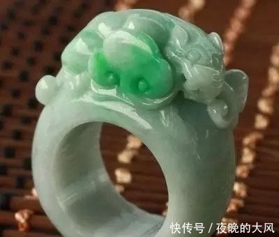 制成的扳指|玉扳指的前世今生,为何它最能体现男人的身份和地位?