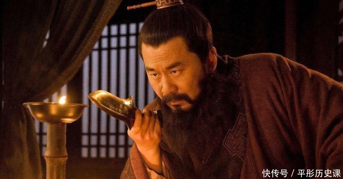 马超|马超和许褚之战，最后究竟是谁赢了？听听马超怎么说