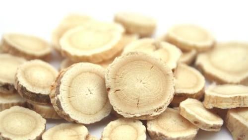  养生|黄芪泡水，谨记“五不喝”“六必喝”，喝对养生，喝错反伤身