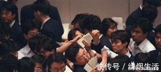 房价|30年前日本房价崩盘,那些“没买”房子的人,最后怎么样了?