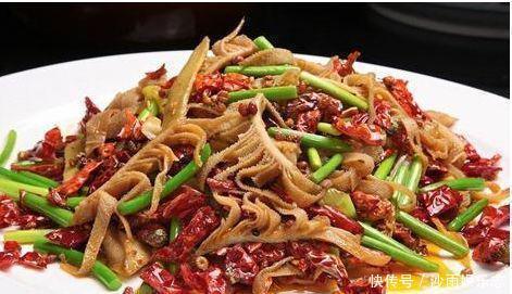 做法|美食推荐芋头蒸排骨,韭菜炒鸡蛋,辣爆肚丝,松子菠菜的做法