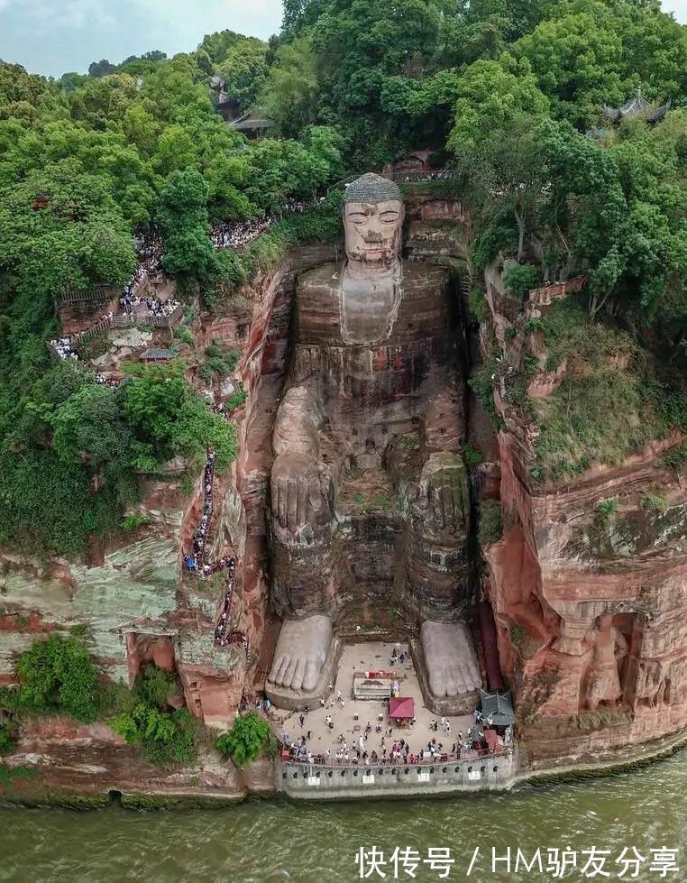 观音菩萨|全国17个悬崖绝壁上奇观建筑，除了乐山大佛与悬空寺：你知道几个