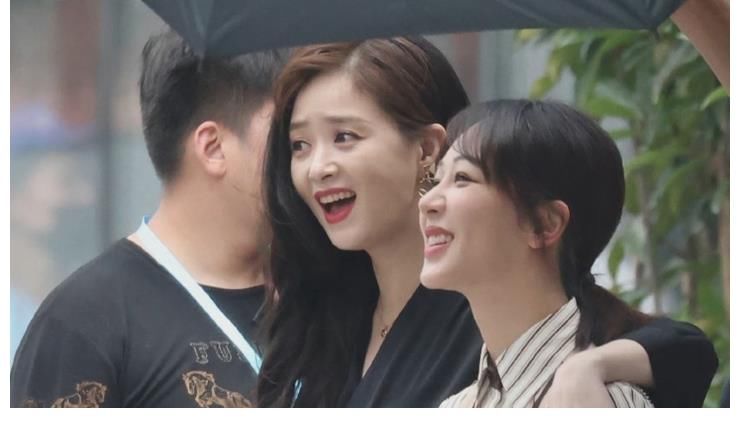 乔欣|杨紫在《萌探探探案》里,怀念欢乐颂友情,说聚在一起太难了!
