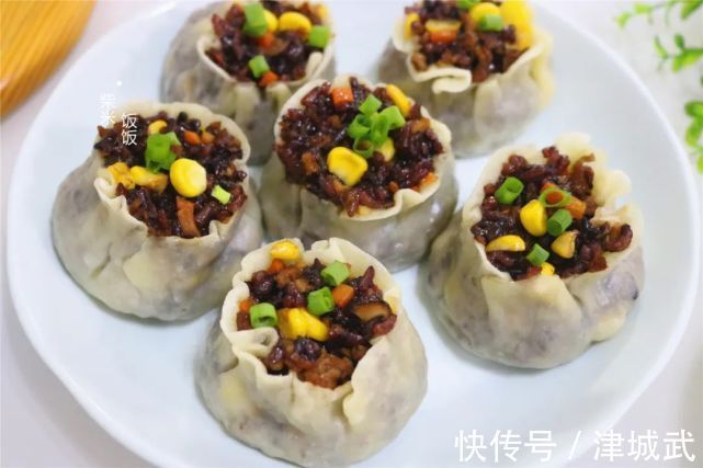 想吃烧麦不用买,自己做馅料更丰富,一次多做些,早餐不愁了