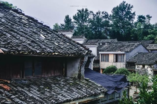 古建筑|“空中乡村”金华市磐安乌石村，有着680多年的古建筑，约起来