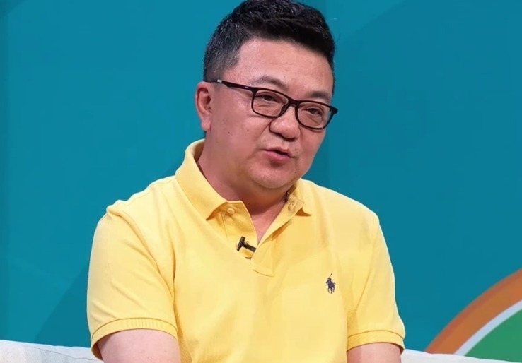 洛国富|李铁比谁都要聪明!想保帅位就不能用归化,相反会招惹足协