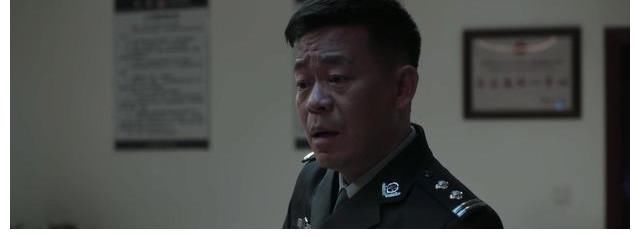 才发现，《扫黑风暴》里胡所长的扮演者孙浩竟然是歌手