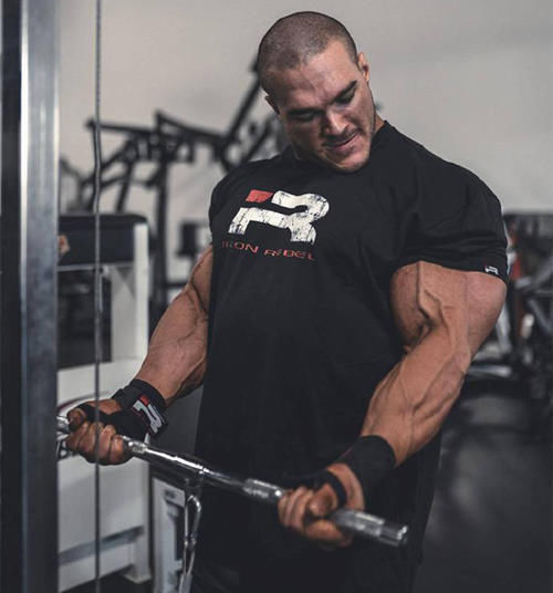 围度|25岁健美巨兽，7年时光，打造58厘米臂围，堪比世界顶级水平