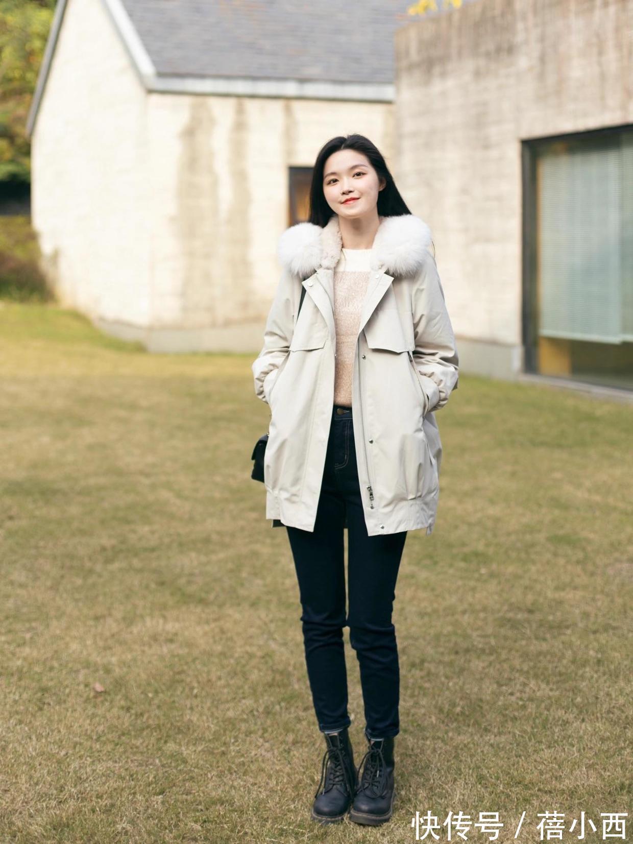 时髦 时髦的女人,衣橱里一定有“羽绒服”,搭配牛仔裤、半身裙很洋气