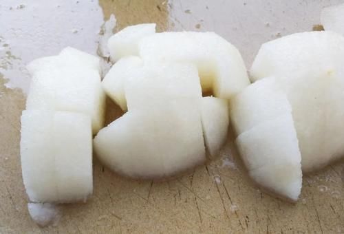 【食物恋】韩国朋友教我的辣白菜做法，酸爽开胃，正宗得很